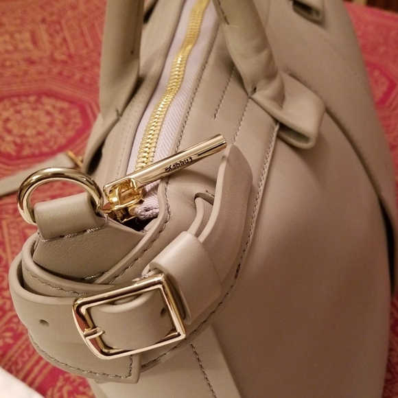 🆕️Theory T Bar leather bag, light grey - Picture 8 of 8